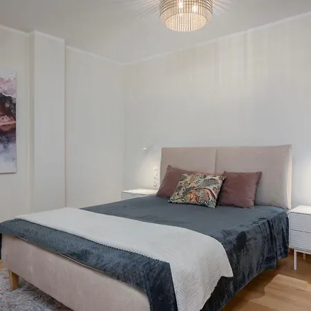 Vallikraavi Street With Sauna 아파트 타르투